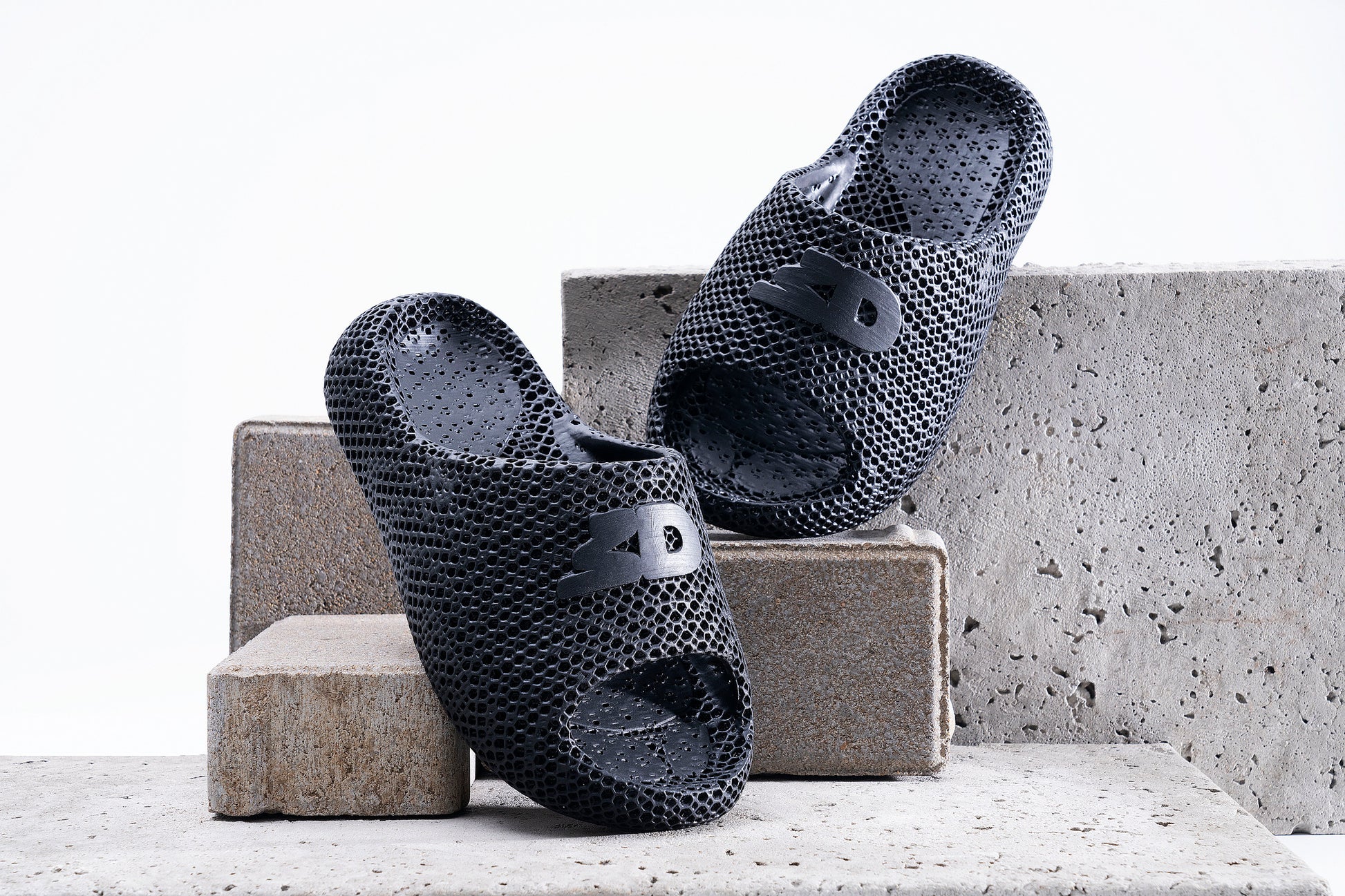 Slide on Mojani Black